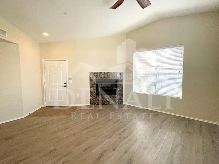 2929 W Yorkshire Dr #1019 — Photo 5