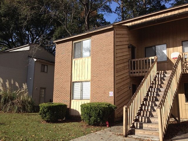 1st image of 1460 Willow Bend Way APT B