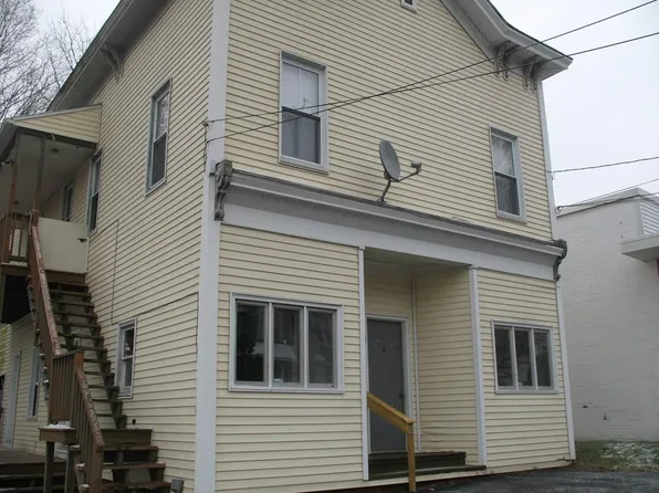 12-16 Commercial St, Thorndike, MA 01069