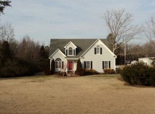 7046 Gourd Branch Rd, Lucama, NC 27851