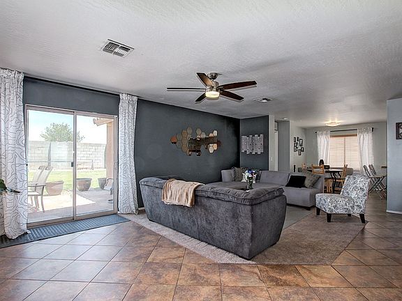 4th image of 6601 S 31st Dr