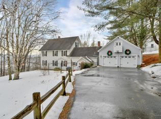 26 Greenville St, Hallowell, ME 04347