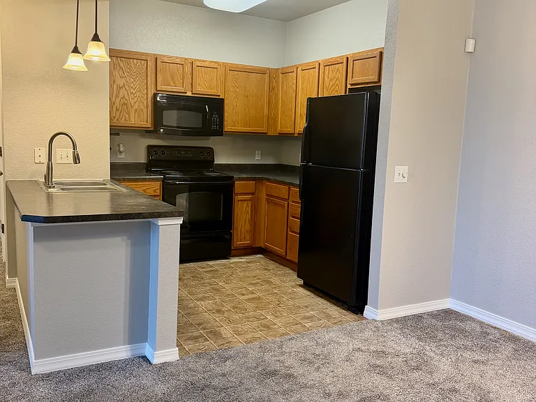 2133 Krisron Rd #B-207 — Photo 16