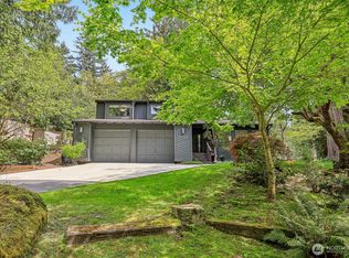 12022 210th Place SE, Issaquah, WA 98027