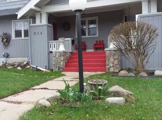 814 E 9th St, Flint, MI 48503