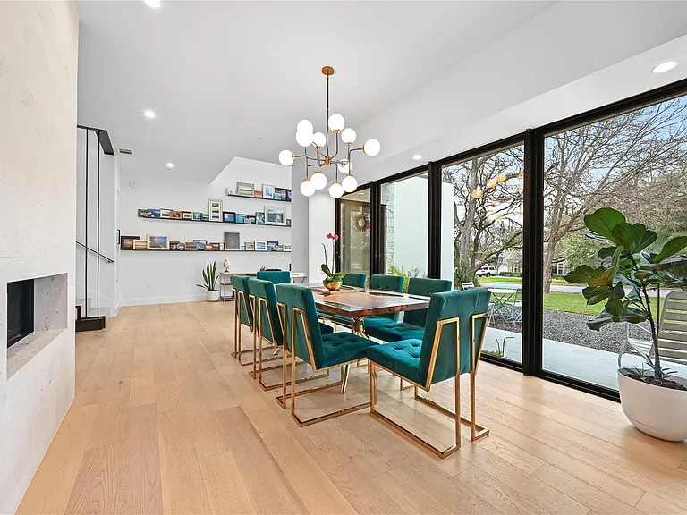 308 Briarwood Trl — Photo 13