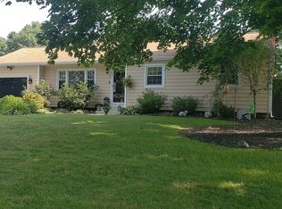 3 Lillian Rd, Nesconset, NY 11767