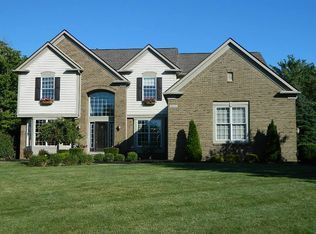 9649 Sterling Ct, Twinsburg, OH 44087