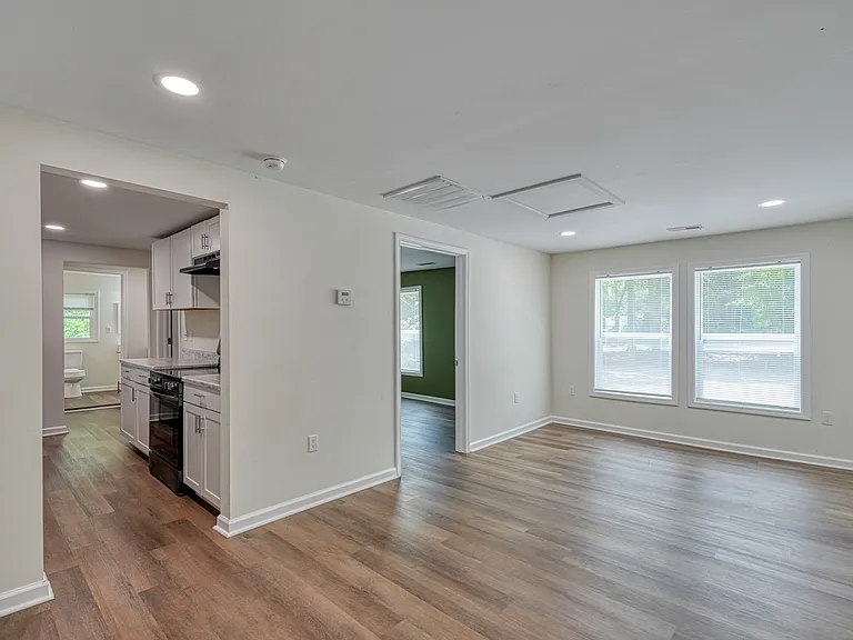 831 John B White Sr Blvd #C — Photo 5