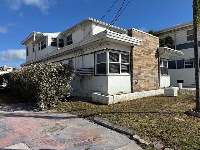 2nd image of 319 Georgia Street