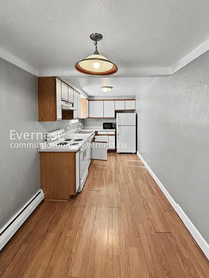 Building Photo - 2295 E Asbury Ave #101