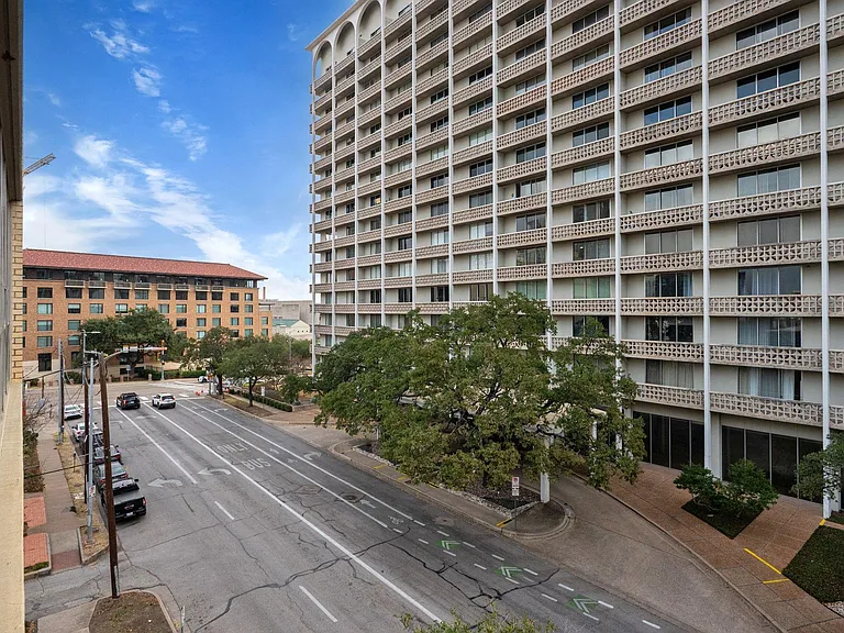1800 Lavaca St #515 — Photo 15