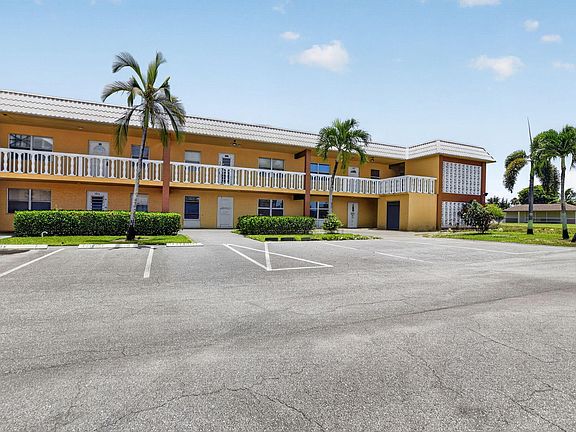 5th image of 9826 Marina Boulevard #1029
