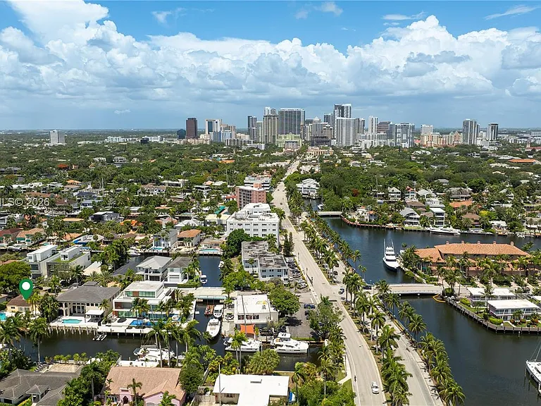 330 Coconut Isle Dr — Photo 29