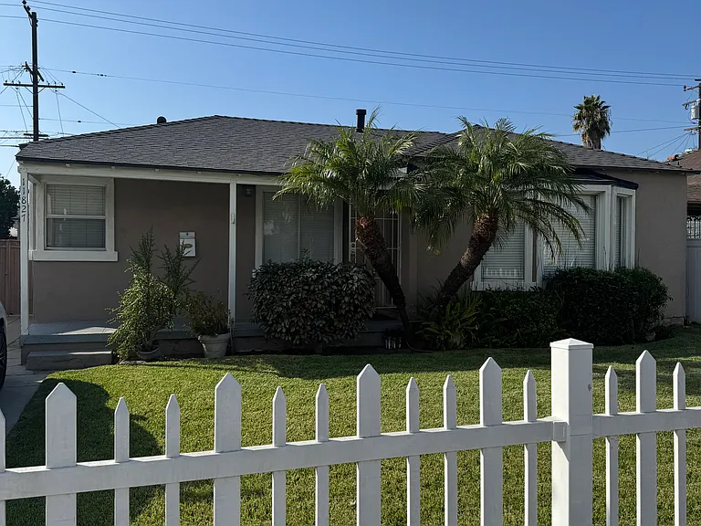 11827 Garfield Ave — Photo 8