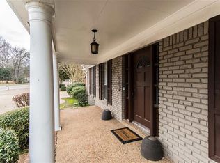 1490 Kirby Rd, Memphis, TN 38120