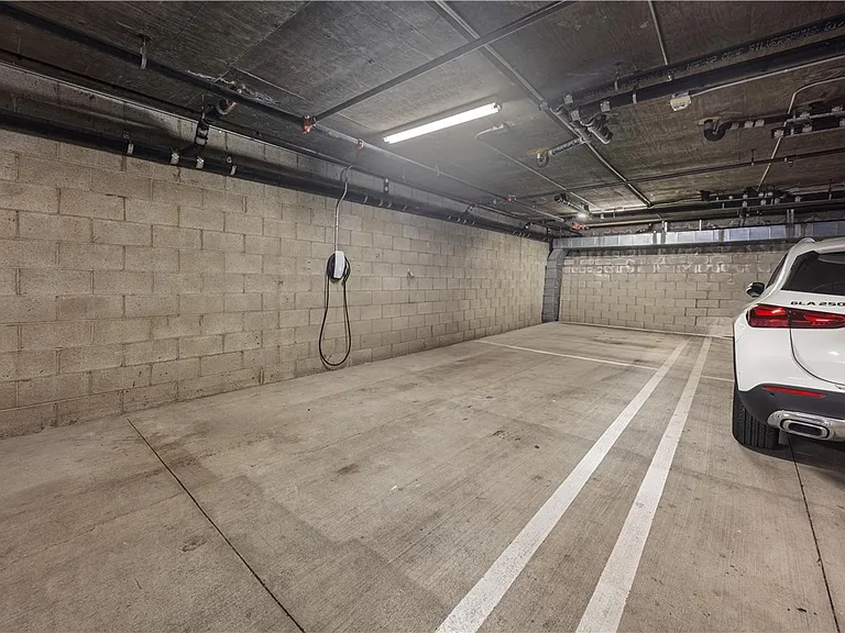 918 S Wooster St #2 — Photo 34