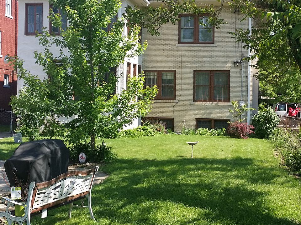 2nd image of 1636 Chicago Blvd