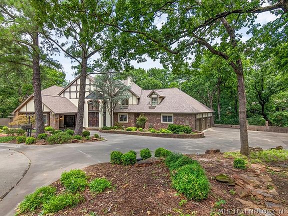 4th image of 600 Brookhollow Ct