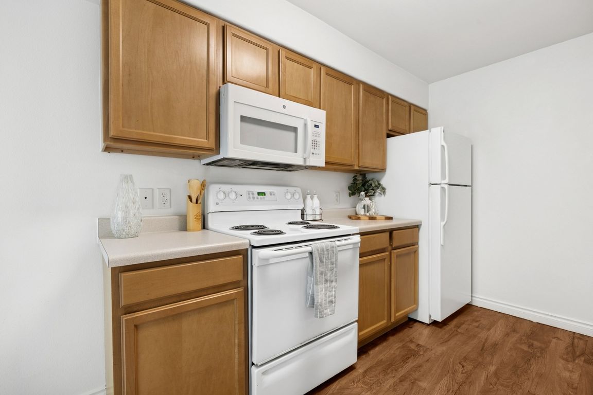 Lion's Gate Apartments in Walla Walla, Washington One Bedroom Kitchen