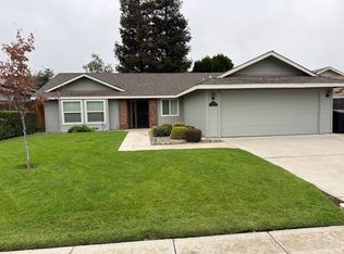 985 Azalea St, Ripon, CA 95366