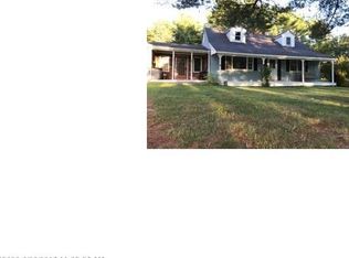 129 Summerhaven Rd, Manchester, ME 04351