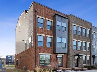 12986 Hattontown Sq, Herndon, VA 20171