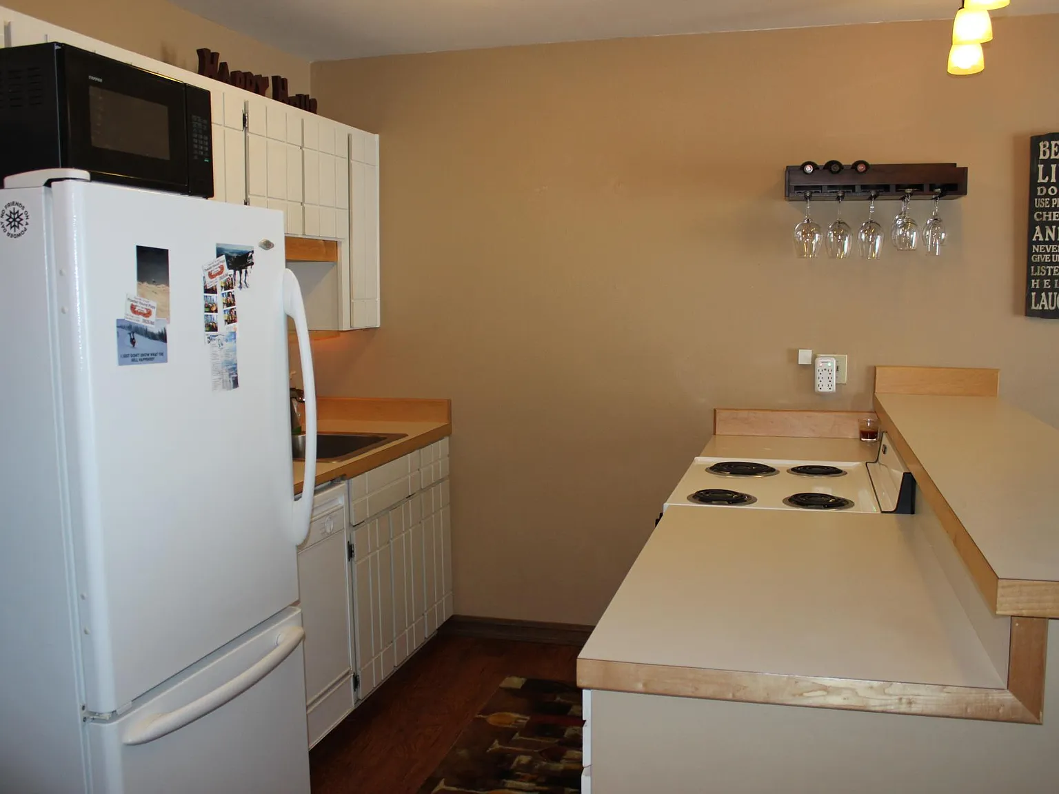 495 Northwest Psge — Photo 2