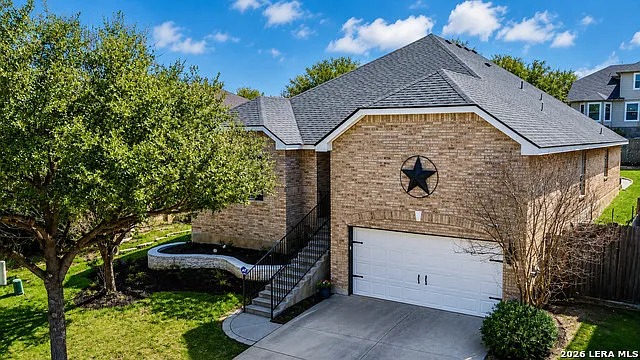 621 Magdalena Ln