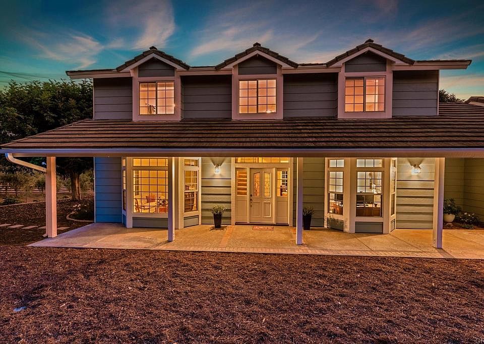 1st image of 1680 Baja Vista Dr