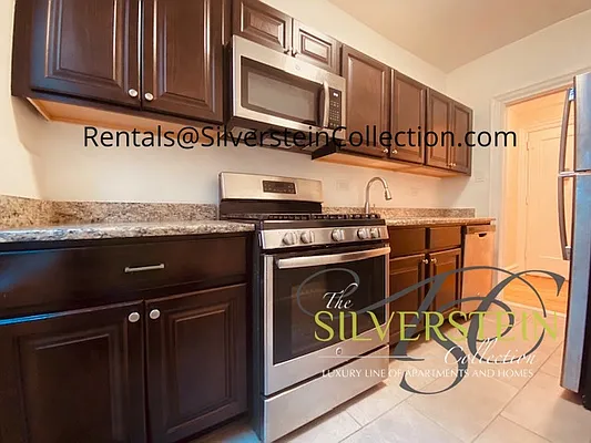 Rented by Silverstein Collection LLC  | media 3