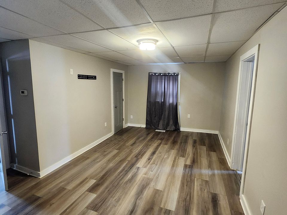 2nd image of 406 N Perkins St #1