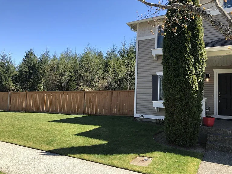8910 Weiting Ave SE — Photo 4