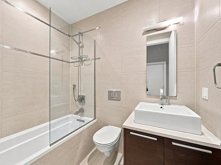 815 N Ashland Ave #3N — Photo 13