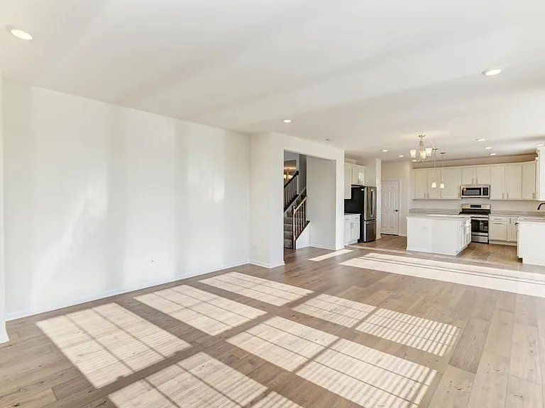 15303 S Sawgrass Cir — Photo 17