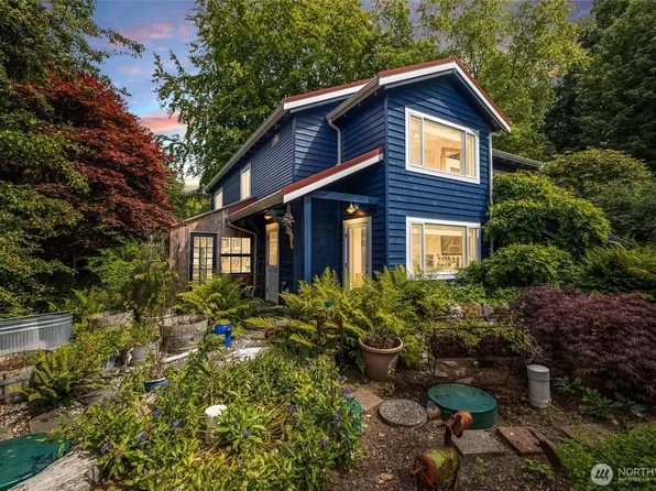 3965 Legoe Bay Road, Lummi Island, WA 98262