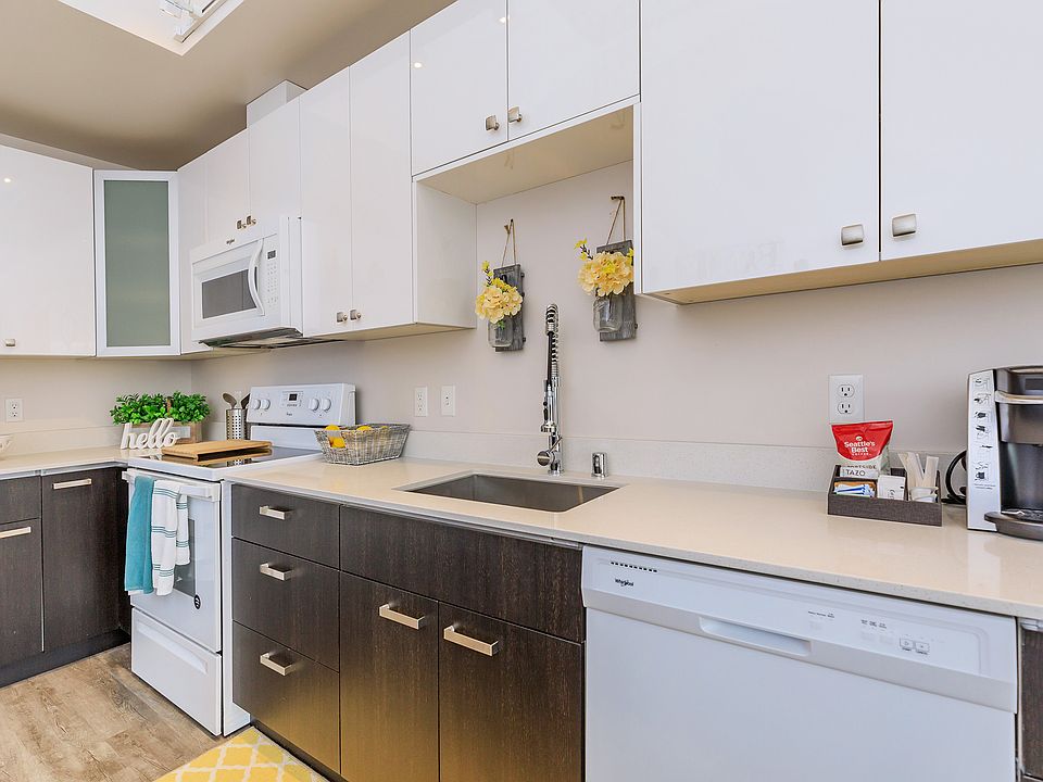 Airmark Apartment Rentals Tukwila, WA Zillow