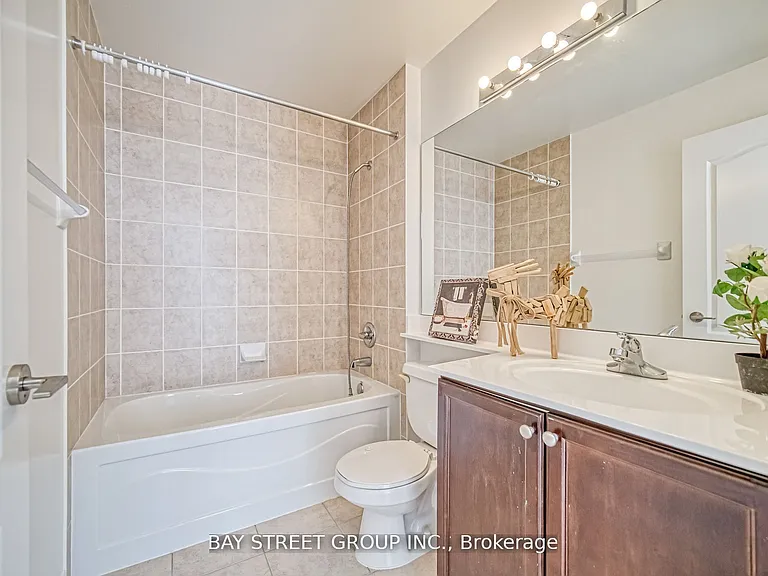 70 Town Centre Ct #Penthouse 3603 — Photo 8