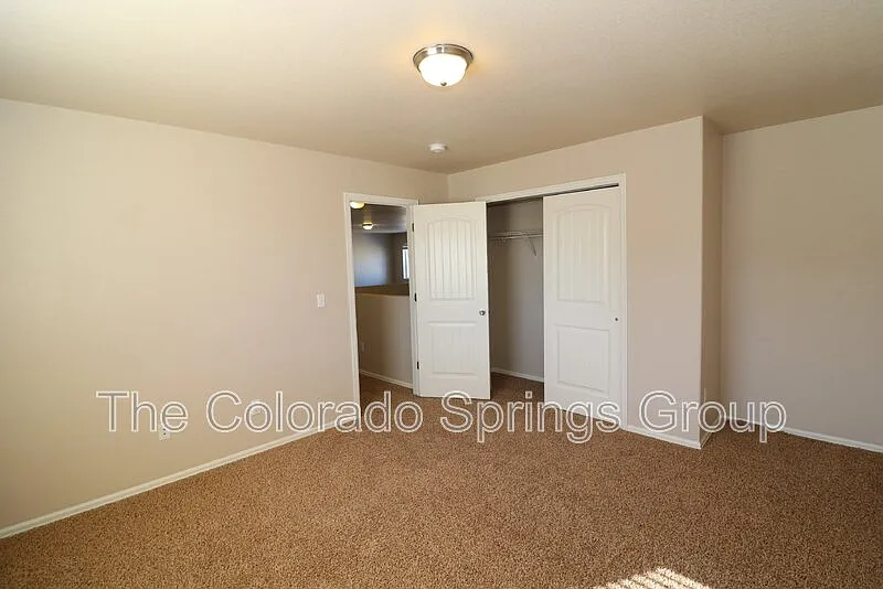 3703 Chia Dr
