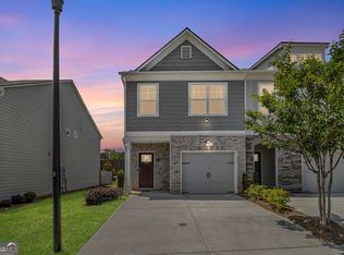 1884 Plainsboro Dr, Lithonia, GA 30058