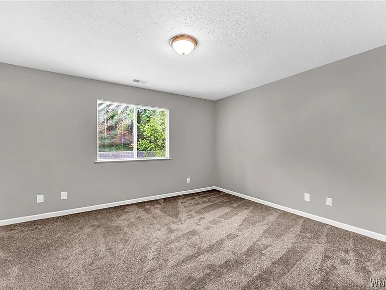 6632 Erie Rd — Photo 20