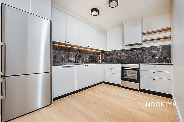 1st image of 250 Gold St #431