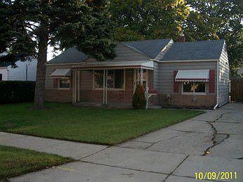 1st image of 26620 Clancy St