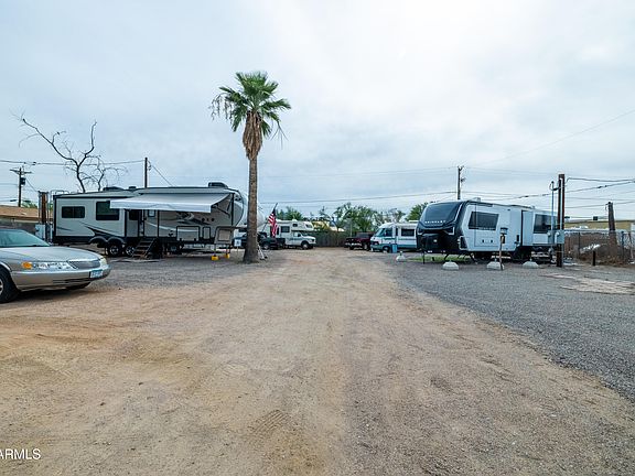 4th image of 317 N SAGUARO Drive