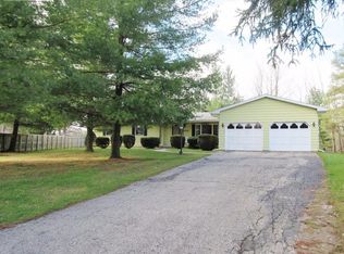 1105 Marie Ct, Flint, MI 48532