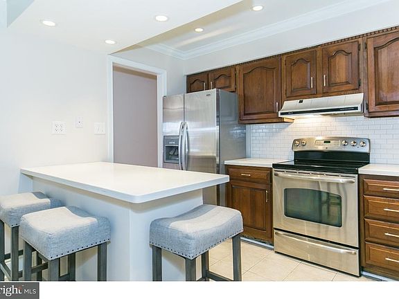 5th image of 145 Warfel Dr