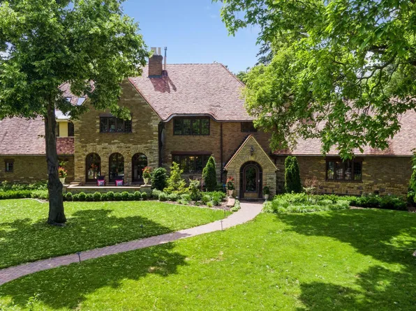 4861 E Lake Harriet Pkwy, Minneapolis, MN 55419