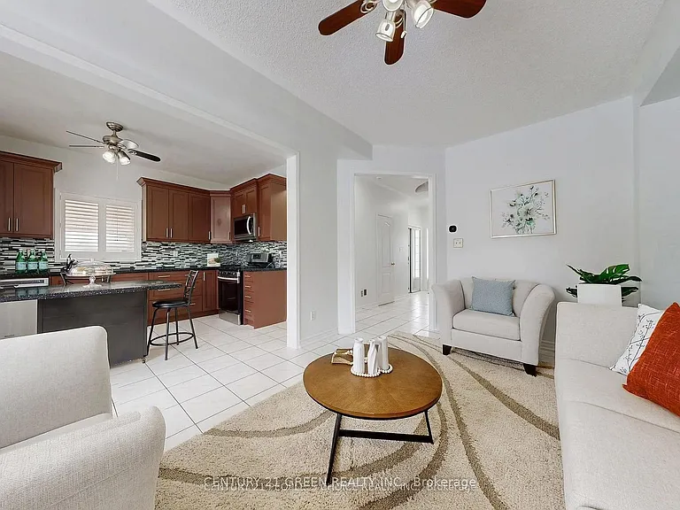 3253 Bruzan Cres #UPPER — Photo 10