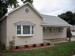 2nd image of 431 E Main St