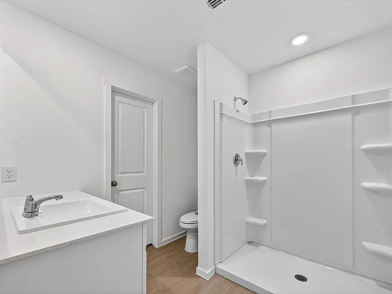 1316 Alfred St — Photo 17